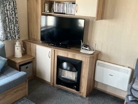 Primrose Valley Holiday Park - Holiday Accommodation 11724 - North Yorkshire (incl. Whitby) - 1185095 - thumbnail photo 6