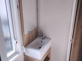 Littlesea Holiday Park - Holiday Accommodation 11732 - Dorset - 1185098 - thumbnail photo 17