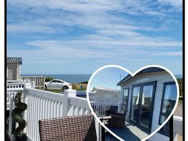 Primrose Valley Holiday Park - Holiday Accommodation 11748 - North Yorkshire (incl. Whitby) - 1185103 - thumbnail photo 1