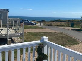 Primrose Valley Holiday Park - Holiday Accommodation 11748 - North Yorkshire (incl. Whitby) - 1185103 - thumbnail photo 2