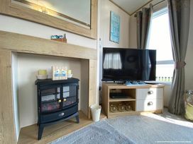 Primrose Valley Holiday Park - Holiday Accommodation 11748 - North Yorkshire (incl. Whitby) - 1185103 - thumbnail photo 11