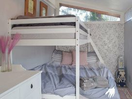 Penlan Holiday Park - Holiday Accommodation 11792 - South Wales - 1185107 - thumbnail photo 6