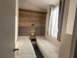 Presthaven Beach Resort - Holiday Accommodation 11850 - North Wales - 1185114 - thumbnail photo 11