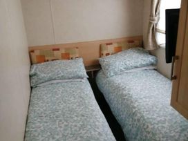 Lyons Robin Hood - Holiday Accommodation 11874 - North Wales - 1185119 - thumbnail photo 3