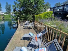 Tattershall Lakes Country Park - Holiday Accommodation 11903 - Lincolnshire - 1185126 - thumbnail photo 5