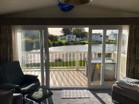Golden Sands - Holiday Accommodation 11949 - Lincolnshire - 1185129 - thumbnail photo 2