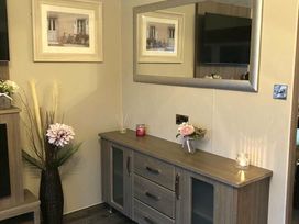 Golden Sands - Holiday Accommodation 11949 - Lincolnshire - 1185129 - thumbnail photo 4