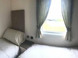 Golden Sands - Holiday Accommodation 11949 - Lincolnshire - 1185129 - thumbnail photo 8