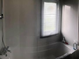 Golden Sands - Holiday Accommodation 11949 - Lincolnshire - 1185129 - thumbnail photo 9