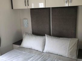 Golden Sands - Holiday Accommodation 11949 - Lincolnshire - 1185129 - thumbnail photo 10