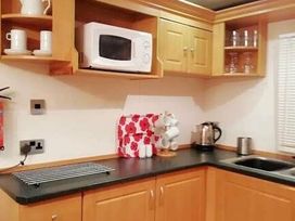The Crest, Filey (private land) - Holiday Accommodation 11967 - North Yorkshire (incl. Whitby) - 1185132 - thumbnail photo 3