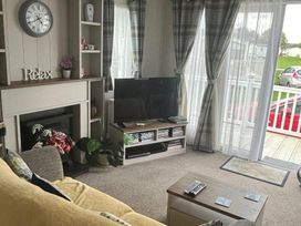Cleethorpes Beach Holiday Park - Holiday Accommodation 11971 - Lincolnshire - 1185134 - thumbnail photo 15