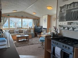Primrose Valley Holiday Park - Holiday Accommodation 11979 - North Yorkshire (incl. Whitby) - 1185137 - thumbnail photo 2