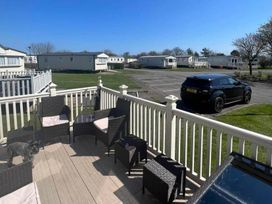 Primrose Valley Holiday Park - Holiday Accommodation 11979 - North Yorkshire (incl. Whitby) - 1185137 - thumbnail photo 3