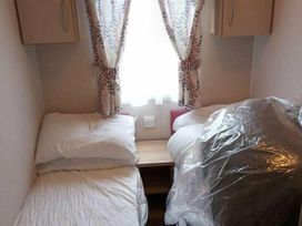 Unity Holiday Resort - Holiday Accommodation 12042 - Somerset & Wiltshire - 1185140 - thumbnail photo 4