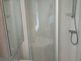 Unity Holiday Resort - Holiday Accommodation 12042 - Somerset & Wiltshire - 1185140 - thumbnail photo 5