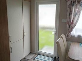 Unity Holiday Resort - Holiday Accommodation 12042 - Somerset & Wiltshire - 1185140 - thumbnail photo 9