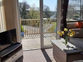 New Park Landshipping - Holiday Accommodation 12045 - South Wales - 1185141 - thumbnail photo 7