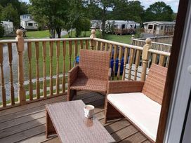 New Park Landshipping - Holiday Accommodation 12045 - South Wales - 1185141 - thumbnail photo 13