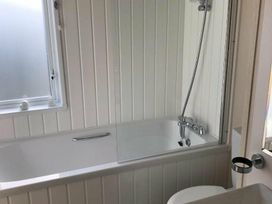 Tattershall Lakes Country Park - Holiday Accommodation 12062 - Lincolnshire - 1185144 - thumbnail photo 6