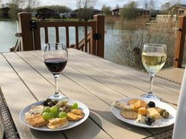 Tattershall Lakes Country Park - Holiday Accommodation 12062 - Lincolnshire - 1185144 - thumbnail photo 18