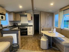 Devon Cliffs Holiday Park - Holiday Accommodation 12076 - Devon - 1185147 - thumbnail photo 3