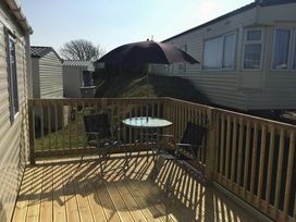 Beachside Holiday Park - Holiday Accommodation 1208 - Somerset & Wiltshire - 1185148 - thumbnail photo 8