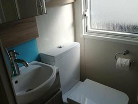 Seashore Holiday Park - Holiday Accommodation 12106 - Norfolk - 1185150 - thumbnail photo 2