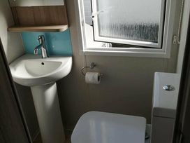 Seashore Holiday Park - Holiday Accommodation 12106 - Norfolk - 1185150 - thumbnail photo 3