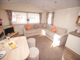 The Bungalow Camp Caravan Park - Holiday Accommodation 12118 - North Wales - 1185151 - thumbnail photo 4