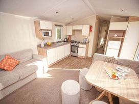 The Bungalow Camp Caravan Park - Holiday Accommodation 12118 - North Wales - 1185151 - thumbnail photo 5
