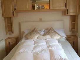 Combe Haven Holiday Park - Holiday Accommodation 12122 - Kent & Sussex - 1185153 - thumbnail photo 2