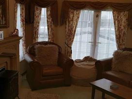 Combe Haven Holiday Park - Holiday Accommodation 12122 - Kent & Sussex - 1185153 - thumbnail photo 9