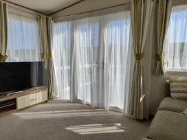 New Beach Holiday Park - Holiday Accommodation 12143 - Kent & Sussex - 1185154 - thumbnail photo 10