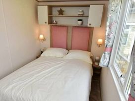 Perran Sands - Holiday Accommodation 12160 - Cornwall - 1185156 - thumbnail photo 10