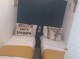 Hopton Holiday Village - Holiday Accommodation 12171 - Suffolk & Essex - 1185157 - thumbnail photo 6