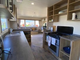 Primrose Valley Holiday Park - Holiday Accommodation 12194 - North Yorkshire (incl. Whitby) - 1185161 - thumbnail photo 2