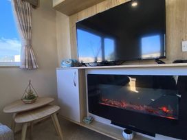 Primrose Valley Holiday Park - Holiday Accommodation 12194 - North Yorkshire (incl. Whitby) - 1185161 - thumbnail photo 3