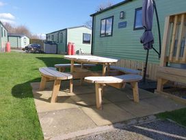 Lido Leisure Park - Holiday Accommodation 12211 - North Yorkshire (incl. Whitby) - 1185165 - thumbnail photo 12