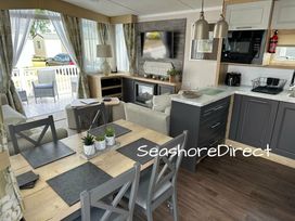 Seashore Holiday Park - Holiday Accommodation 12230 - Norfolk - 1185167 - thumbnail photo 1