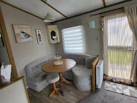 Pilbach Holiday Park - Holiday Accommodation 12262 - South Wales - 1185172 - thumbnail photo 4