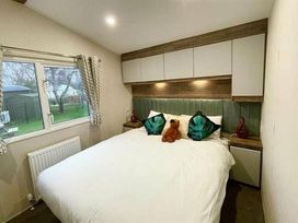 Barmouth Bay Holiday Village - Holiday Accommodation 12291 - Mid Wales - 1185178 - thumbnail photo 4