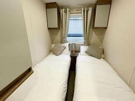 Barmouth Bay Holiday Village - Holiday Accommodation 12291 - Mid Wales - 1185178 - thumbnail photo 7