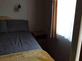 Lowfield Farm Caravan Park - Holiday Accommodation 12345 - North Yorkshire (incl. Whitby) - 1185182 - thumbnail photo 5