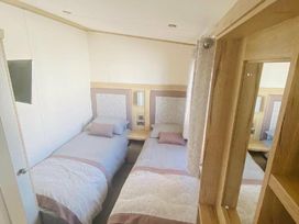 Lido Beach Holiday Park - Holiday Accommodation 12350 - North Wales - 1185185 - thumbnail photo 1