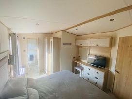 Lido Beach Holiday Park - Holiday Accommodation 12350 - North Wales - 1185185 - thumbnail photo 10