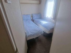 Whitecliff Bay Holiday Park - Holiday Accommodation 12390 - Isle of Wight & Hampshire - 1185187 - thumbnail photo 9