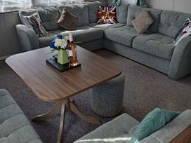 Marton Mere Holiday Village - Holiday Accommodation 12393 - Lake District - 1185188 - thumbnail photo 3
