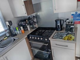 Marton Mere Holiday Village - Holiday Accommodation 12393 - Lake District - 1185188 - thumbnail photo 8