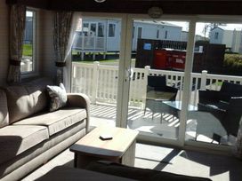 Primrose Valley Holiday Park - Holiday Accommodation 12485 - North Yorkshire (incl. Whitby) - 1185200 - thumbnail photo 4